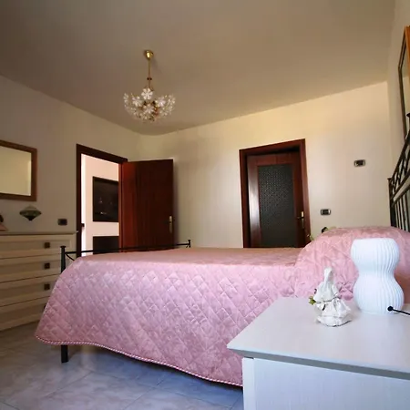 Casa Gaia Tatil Evi Montefano